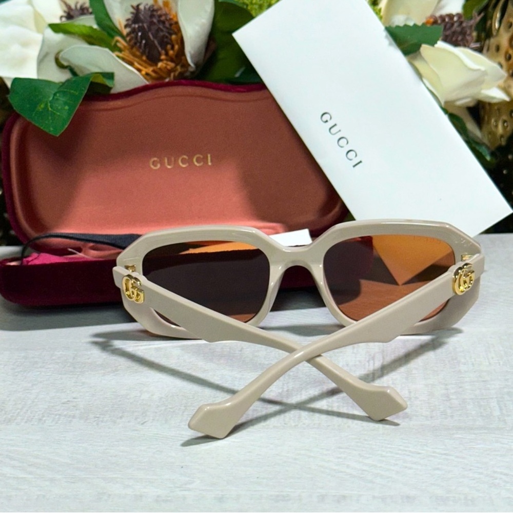 Gucci Beige Sunglasses GG1535S - Picture 5 of 7